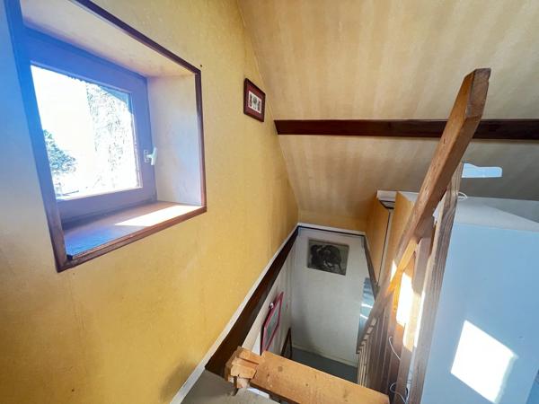 Vente                                                      Maison
                        
                     5 pièces                      108 m2                     à Béard