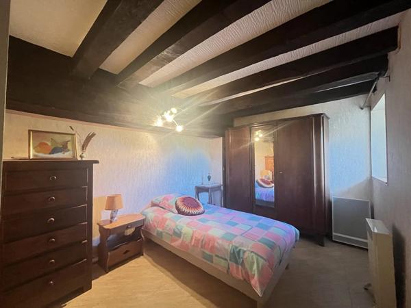 Vente                                                      Maison
                        
                     5 pièces                      108 m2                     à Béard