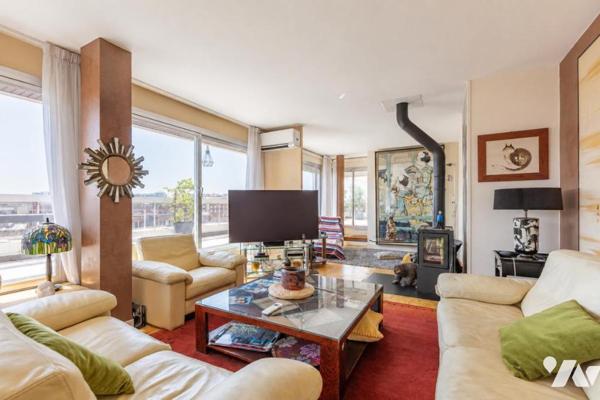Penthouse de 110 m² avec 165 m² de terrasse PARIS 15ème