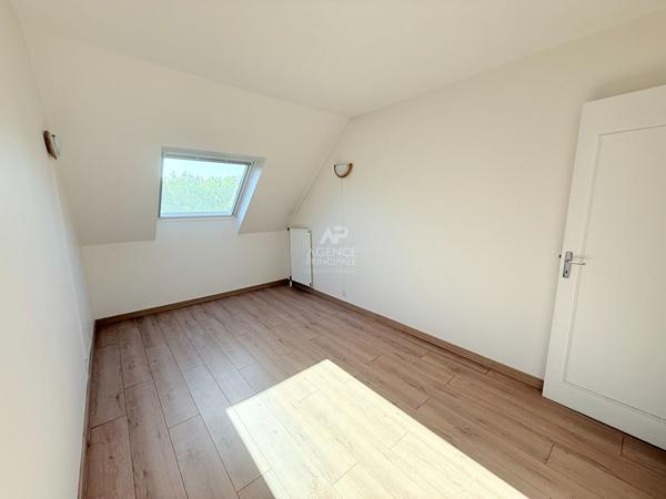 Appartement Eragny Sur Oise 4 pièce(s) 92 m2 239 900 € **  - Référence  7929