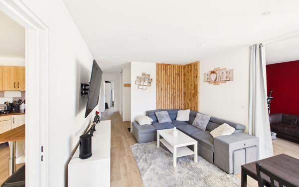 Appartement à vendre    4 pièces • 83,81 m2 Cognin