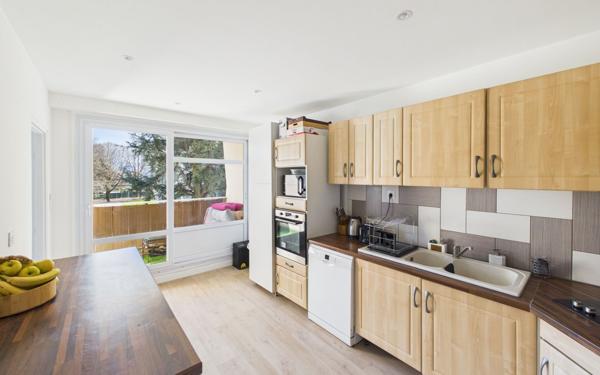 Appartement à vendre    4 pièces • 83,81 m2 Cognin