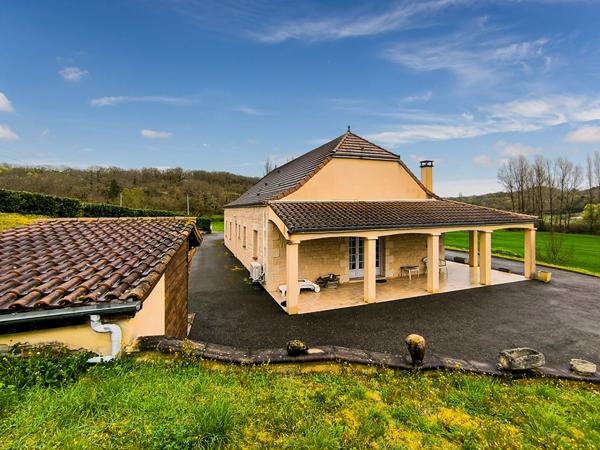 Maison de plain-pied, Salviac, 124m² , 3 chambres