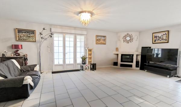 Maison de plain-pied, Salviac, 124m² , 3 chambres