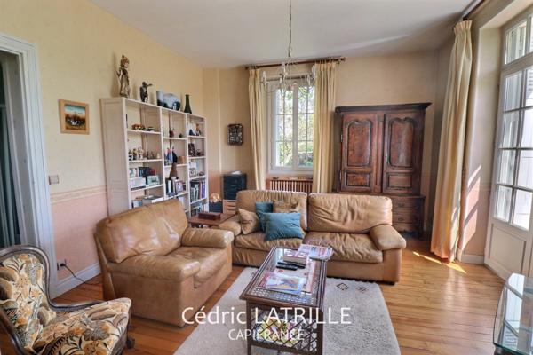 Maison de famille au cachet des années 40 à vendre 8 pièces TARBES (65)