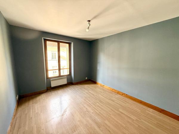 Duplex Rez de jardin, avec cave et parking