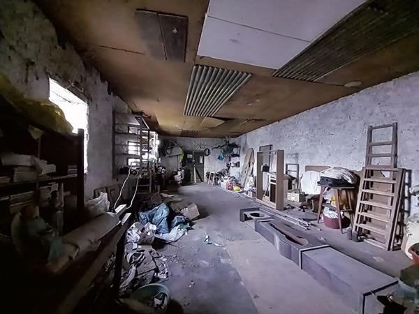 Maison de ville avec jardin ? Un bien rare aux multiples possibilités