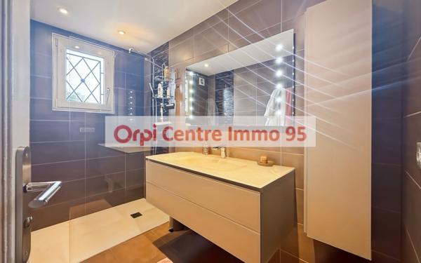 Maison à vendre    6 pièces • 147,87 m2 Argenteuil