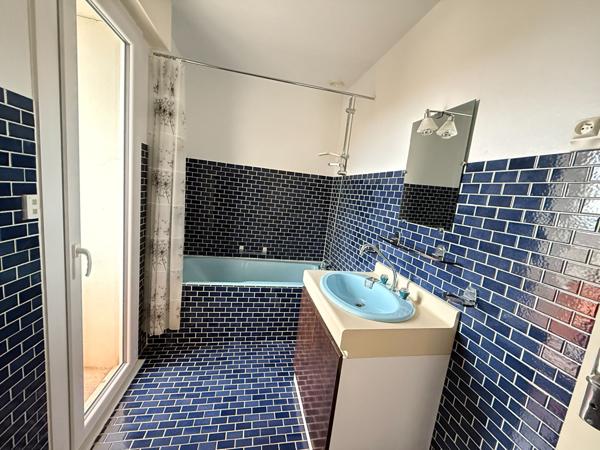 Appartement 4 pièces 164.85 m2
