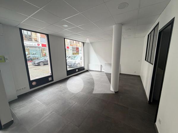 Local commercial 77.33 m2