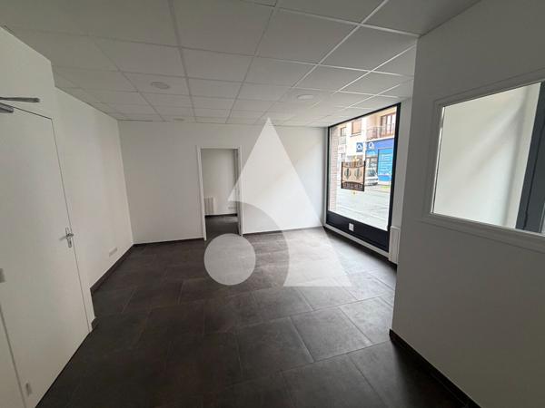 Local commercial 77.33 m2