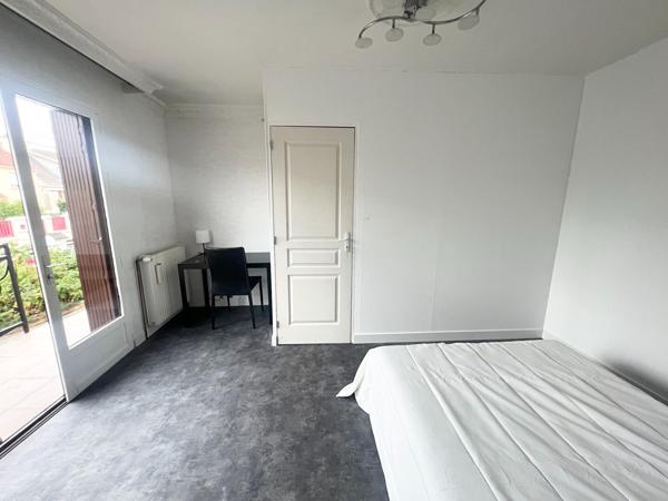 Chambre 1 pièce 14 m2