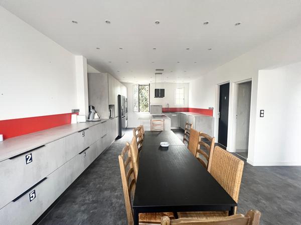 Chambre 1 pièce 14 m2