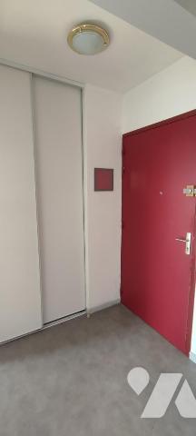 Cente ville Gare Nord T2 avec balcon 12m² et garage 22,6 m² vendu meublé actuellement libre 