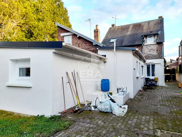 TRES PROCHE CHAUNY,  MAISON RÉNOVÉE