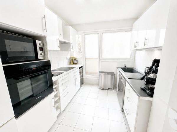 Appartement à vendre 2 pièces PARIS 7EME ARRONDISSEMENT (75)