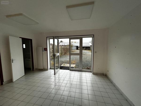 Entrepôt et bureaux à vendre à Agon-Coutainville dans la Manche (50230), ref : 50069/33