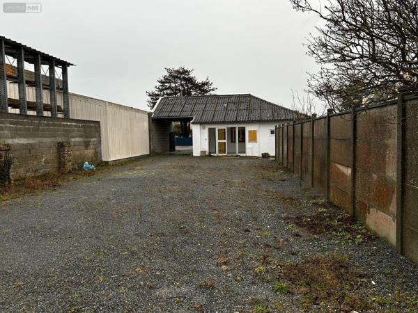 Entrepôt et bureaux à vendre à Agon-Coutainville dans la Manche (50230), ref : 50069/33