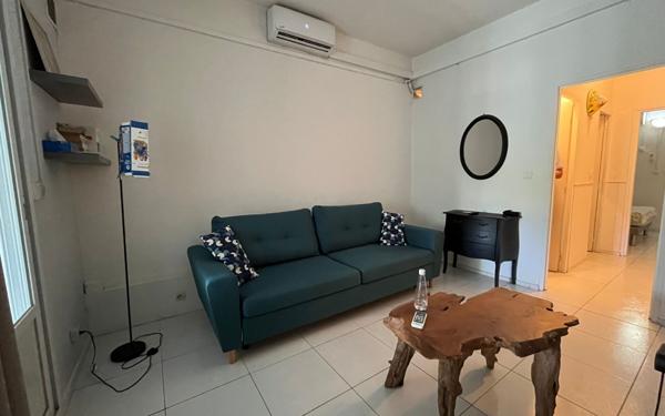 Appartement à vendre    2 pièces • 26,97 m2 Saint-François