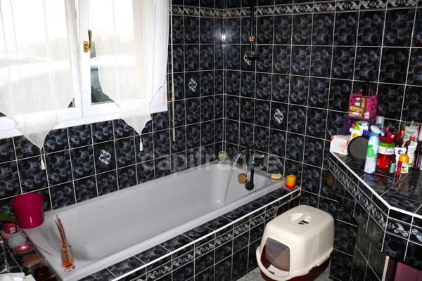 Maison à vendre 6 pièces PLOUHINEC (29) 107 m2, 4 chambres. Terrain 1526 m2