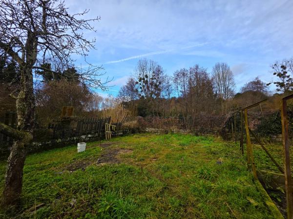 Maison Familiale 6 chambres, avec garages et terrain