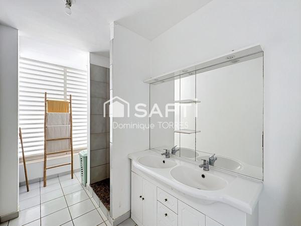 SCHOELCHER :  Spacieux appartement T4 de 88 m² vue dégagé avec balcon fermé