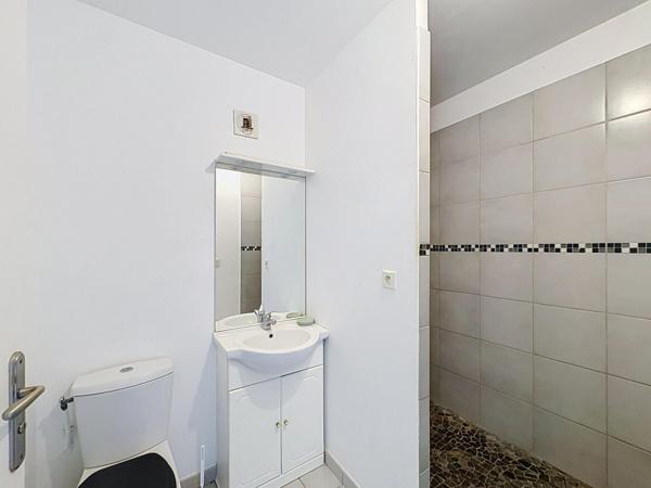 SCHOELCHER :  Spacieux appartement T4 de 88 m² vue dégagé avec balcon fermé