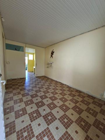Maison de type F4 avec fort potentiel de modernisation