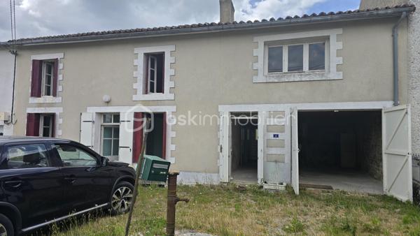 Venez vite découvrir cette maison Mitoyenne, des deux coté, de 102 m², situé dans un lieu dit à 10 minutes de centre de Vasles , A 40 minutes de Poitiers et à 20 minutes de Parthenay.
environnement calme !

Rez de chaussée:
- Cuisine ouverte sur la salle à manger.
- Salon très lumineux.
- Une pièce de rangement.
- Un cellier.
- Une salle d'eau avec douche.
- WC séparé.

A l'étage :
- Grand pallier
- Deux très belles chambres comprenant de grands placards.
Un des grand plus de cette maison:
 - le grenier peut être aménagé en une grande chambre parentale, ou autre projet à votre convenance.
Cette maison vous offre tous son potentiel pour être aménagée comme vous le souhaitez.

Point IMPORTANT:
- Rénovation à réaliser sur l'ensemble du bien !
- Assainissement à refaire ! devis en main par notre professionnel

Extérieur :
Une cour attenant à la maison de 100 m² environ et un deuxième jardin non attenant à la maison accessible à pied de 600m²environ.
Une visite ???
Projet locatif ou maison principale
Acquéreurs, bénéficiez de mon service financier, étude gratuite.
Vendeurs, avis de valeur offert.
