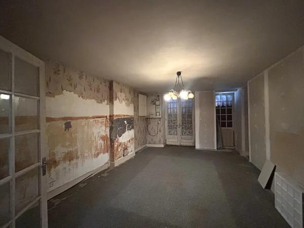 Projet de rénovation avec fort potentiel au coeur de Civray