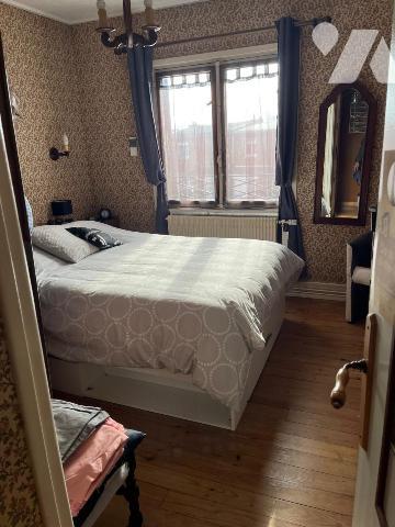 Maison avec 3 chambres, bureau, garage, jardin