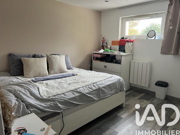 Maison à vendre 6 pièces 154 m² Saint-Étienne-de-Chigny