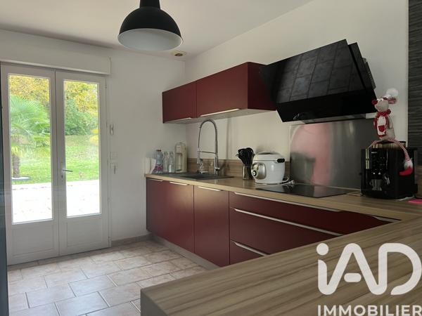 Maison à vendre 6 pièces 154 m² Saint-Étienne-de-Chigny