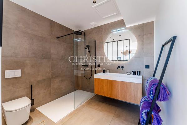 Villa en ville de printemps – 50m de la plage – 6 chambres