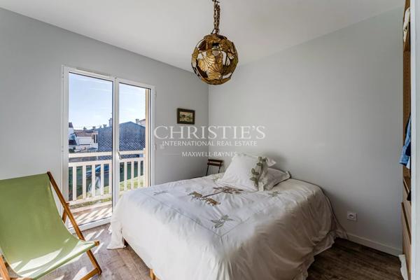 Villa en ville de printemps – 50m de la plage – 6 chambres