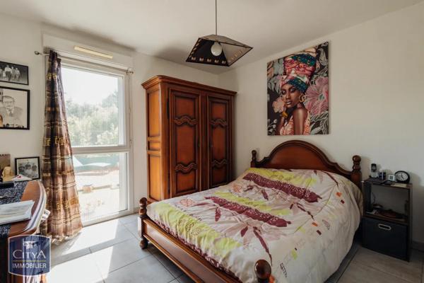 Appartement à vendre 3 pièces 58m² Gignac-la-Nerthe (13180)