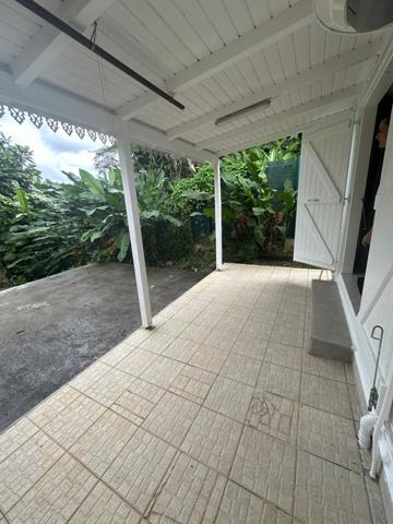 CHARMANT T3 dans belle propriété de campagne