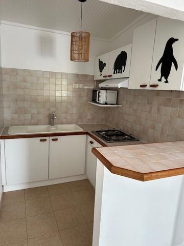 CHARMANT T3 dans belle propriété de campagne