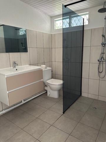 CHARMANT T3 dans belle propriété de campagne