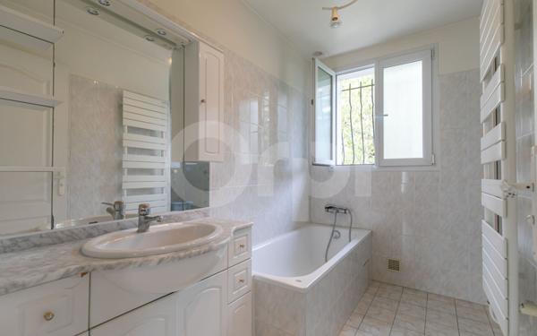 Maison à vendre    5 pièces •  Sucy-en-Brie