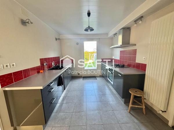 PAVILLON 4 CHAMBRES AVEC JARDIN ET GARAGE A NIORT !