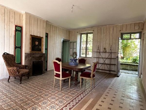 Maison de village à NOGENT LE ROTROU (28400)