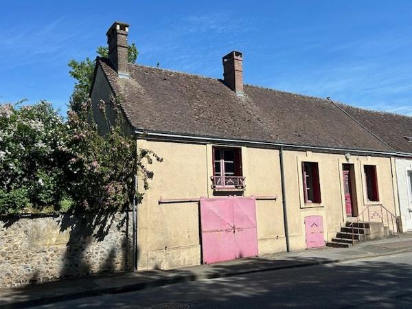 Maison de village à NOGENT LE ROTROU (28400)