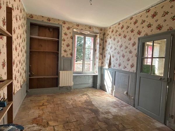 Maison de village à NOGENT LE ROTROU (28400)