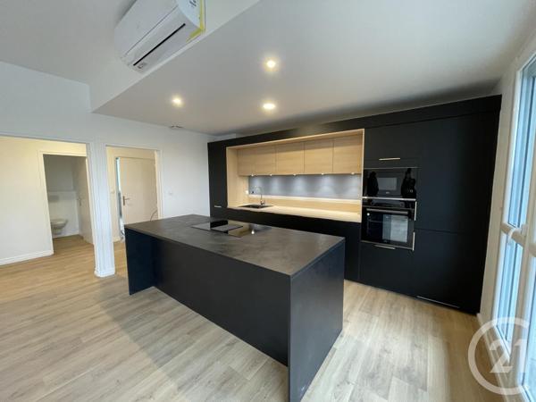 Appartement T4 à vendre  5 pièces - 127 m 2   BRIVE LA GAILLARDE  - 19