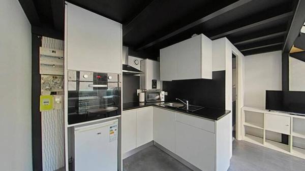 Appartement 1 pièce                                        - 42000 Saint-Étienne Réf : 4561