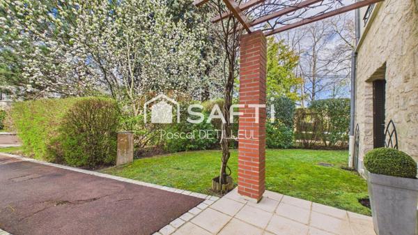 GARCHES – Buzenval Domaine le Cottage maison 7 pièces 133m2 avec jardin