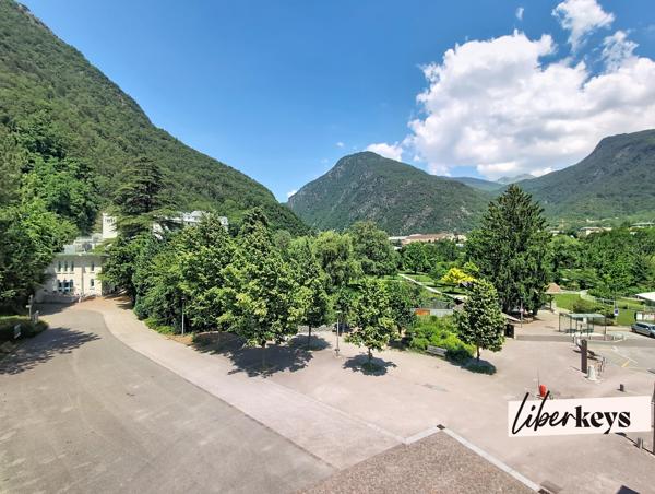 Très bel appartement avec une superbe vue sur le parc thermal de La Léchère ! 