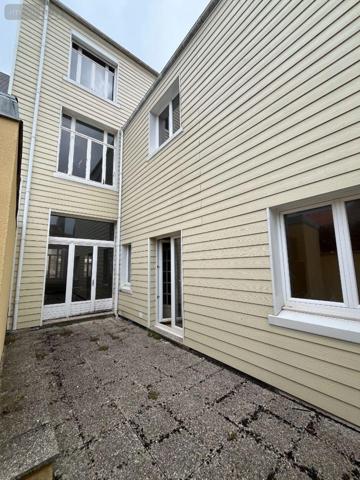 Appartement à rénover à vendre à Boulogne-sur-Mer dans le Pas-de-Calais (62200), ref : 822