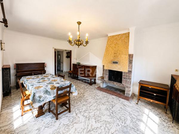 Maison Villeneuve Loubet 8 pièce(s) 263 m²